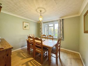 Dining Room- click for photo gallery